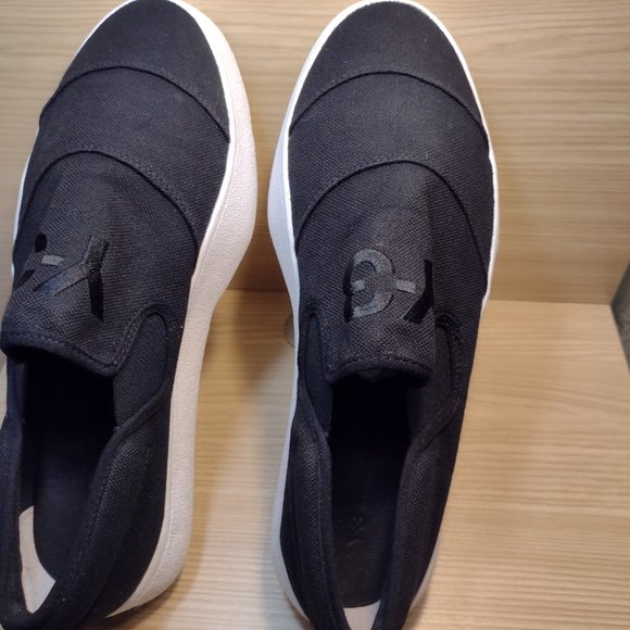 Yohji Yamamoto Y-3 Sneakers 11.5 - Picture 10 of 16